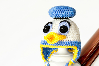Donald_duck_inspired_baby_hat_crochet_pattern_small_small2